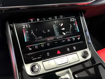 Audi Q8 50 TDI Q. S-LINE INDIVIDUAL CARBON B&O AHK 23