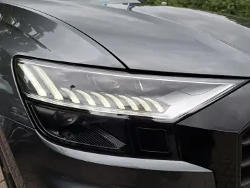 AUDI SQ8 TFSI quattro tiptr. PANO AHK STANDHEIZ HEAD