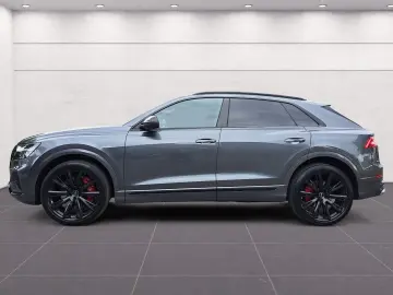 AUDI SQ8 TFSI quattro tiptr. PANO AHK STANDHEIZ HEAD