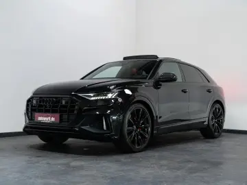 AUDI SQ8 QU COMPETITION PLUS IN&OUT CARBON MATRIX HEA