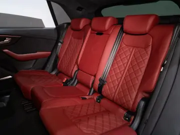 AUDI SQ8 QU COMPETITION PLUS IN&OUT CARBON MATRIX HEA