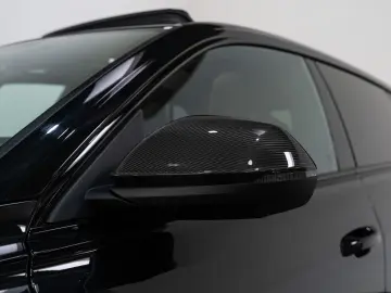 AUDI SQ8 QU COMPETITION PLUS IN&OUT CARBON MATRIX HEA