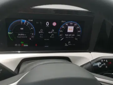 VW Tiguan Elegance 1.5 TSI eHybrid NAVI PANO AHK IQ