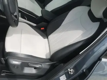 VW Tiguan Elegance 1.5 TSI eHybrid NAVI PANO AHK IQ