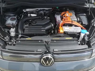 VW Tiguan Elegance 1.5 TSI eHybrid NAVI PANO AHK IQ