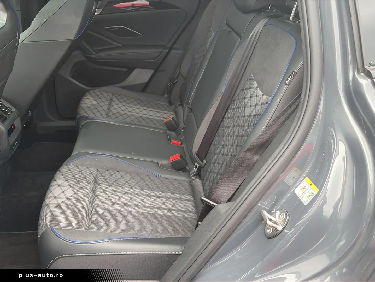 VW Tiguan 2.0 TSI R-Line IQ Drive 4M BlackStyle