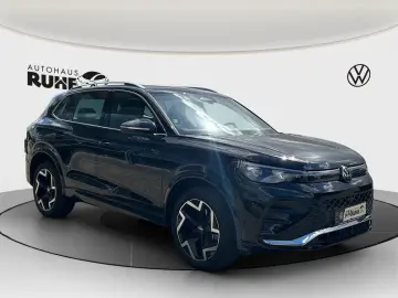 VW Tiguan R-Line 1.5 eHybrid 200 kW DSG PANO 360