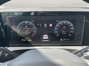 VW Tiguan R-Line 1.5 eHybrid 200 kW DSG PANO 360