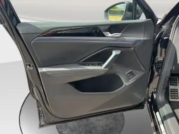 VW Tiguan R-Line 1.5 eHybrid 200 kW DSG PANO 360
