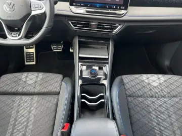 VW Tiguan R-Line 1.5 eHybrid 200 kW DSG PANO 360