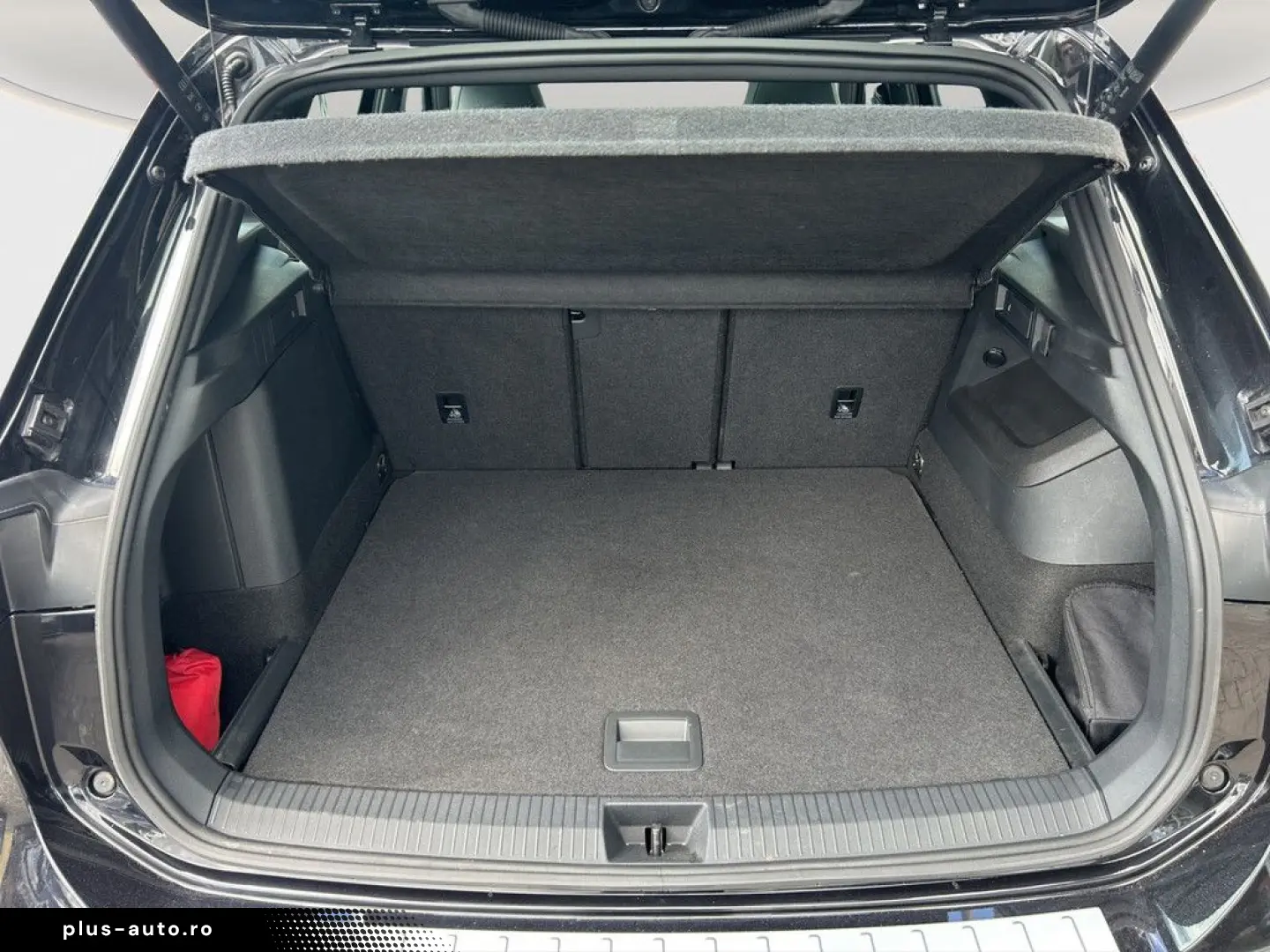VW Tiguan R-Line 1.5 eHybrid 200 kW DSG PANO 360