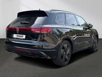 VW Touareg R 3.0 eHybrid V6 DSG 4Motion Pano ACC AH