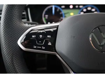 VW Touareg 3.0 TSI V6 eHybrid 4Motion R