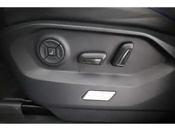 VW Touareg 3.0 TSI V6 eHybrid 4Motion R