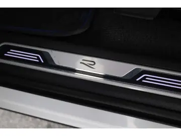 VW Touareg 3.0 TSI V6 eHybrid 4Motion R