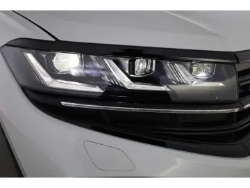 VW Touareg 3.0 TSI V6 eHybrid 4Motion R