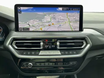 BMW X4 xDr20i M Sport Pano AHK Laser HUD Stop Go DrA