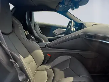 CORVETTE C8 6.2 V8 Stingray Cabrio LED NAVI BOSE KAMERA