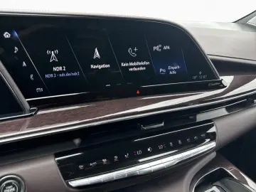 CADILLAC Escalade Sport Platinum 6.2l V8 AHK Luftfeder TV