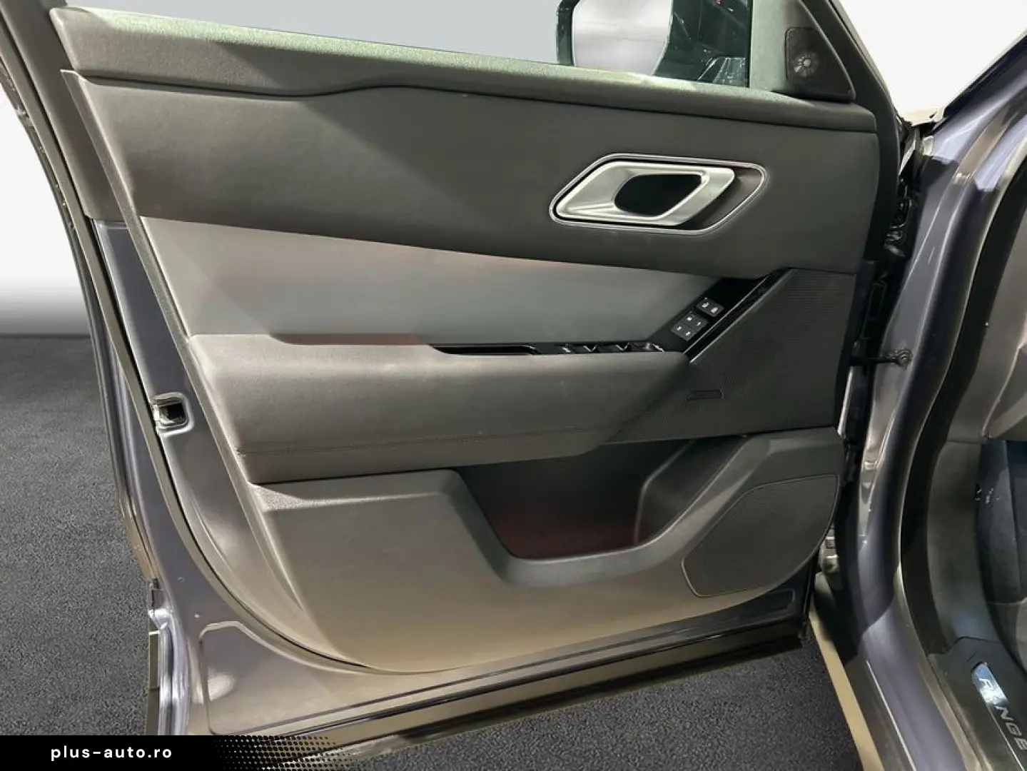 LAND ROVER Range Rover Velar P400e S
