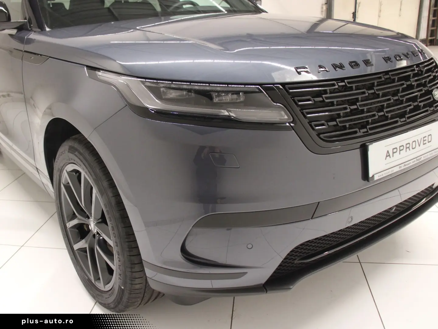 LAND ROVER Range Rover Velar P400e Hybrid S Pano Black Pack