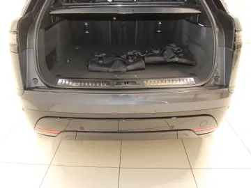 LAND ROVER Range Rover Velar P400e Hybrid S Pano Black Pack