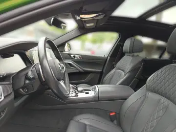 BMW X6 M50i INDIVIDUAL CARBON SKY LOUNGE 22 ALU