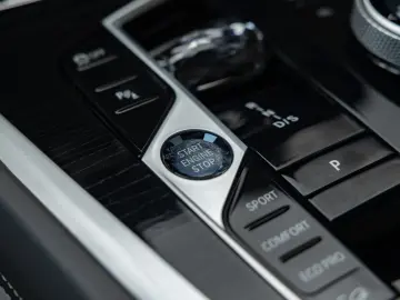 BMW X6 30 d xDrive M Pano 22 HUD Indiv Garanti-28