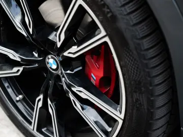 BMW X6 30 d xDrive M Pano 22 HUD Indiv Garanti-28