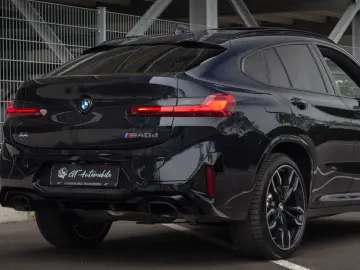 BMW X4 M40d M Sport 360  HUD PANO Standheiz. AHK