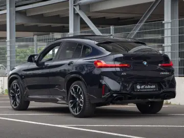 BMW X4 M40d M Sport 360  HUD PANO Standheiz. AHK