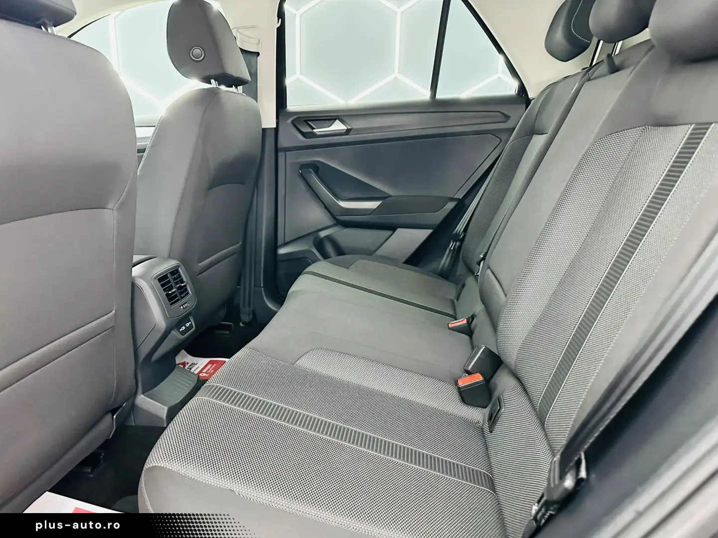 VOLKSWAGEN T-ROC 2022 2.0D E6 Garantie 12 Luni Rate Avans 0