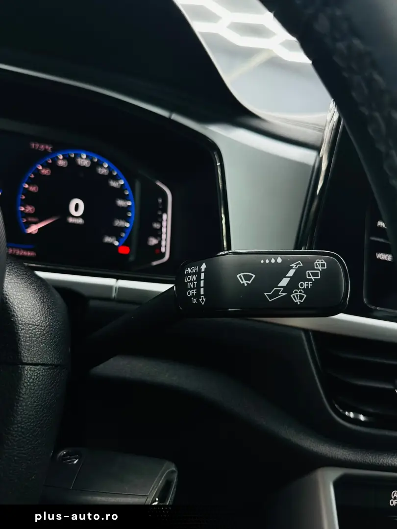 VOLKSWAGEN T-ROC 2022 2.0D E6 Garantie 12 Luni Rate Avans 0