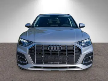 AUDI Q5 advanced 40TFSI quattr Stron LED Navi ACC AHK
