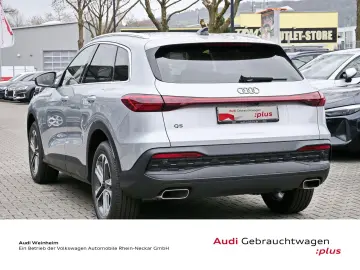 AUDI Q5 neues Model 40 TFSI AHK LED Kamera UVM