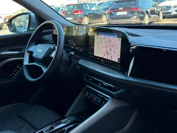 AUDI Q5 2.0TFSI VIRTUAL KAMERA LED NEUES MODEL ACC