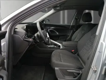 AUDI Q5 TFSI S tronic  AHK ACC LED  NAV R-CAM SHZ