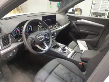 AUDI Q5 Sportback 45 TFSI Advanced qu. AHK Matrix 360