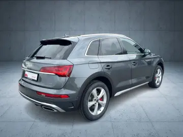 AUDI Q5 50 TFSI e S line business qu. S tr. Matrix 20
