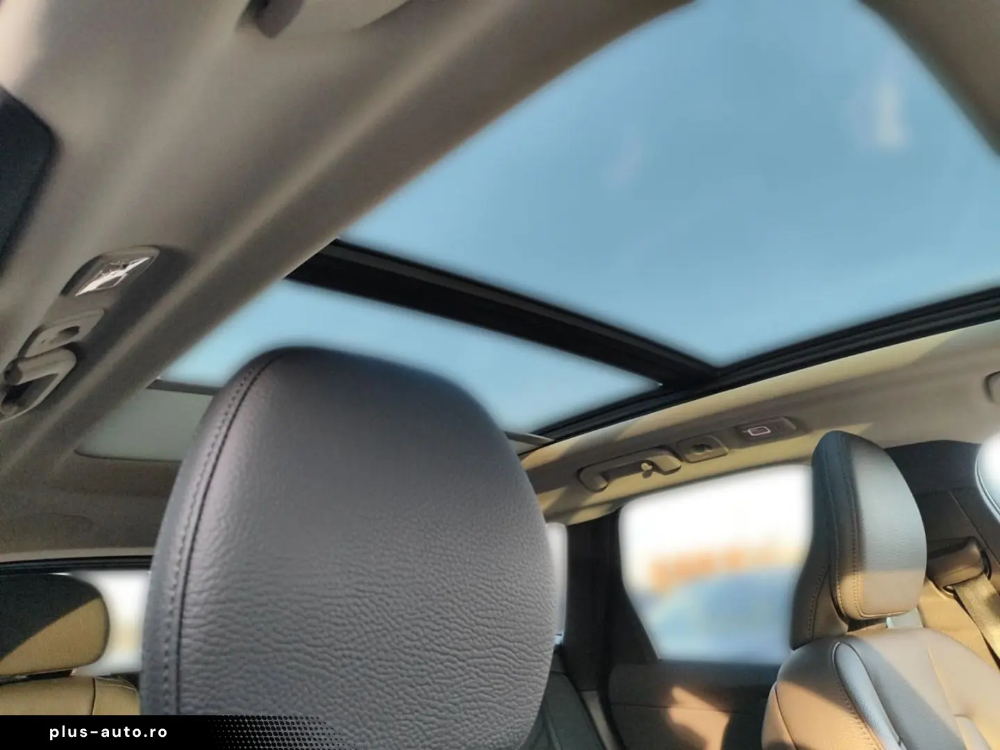 VOLVO XC60 T6 Plus Bright Plug-In Hybrid AWD El. Panod