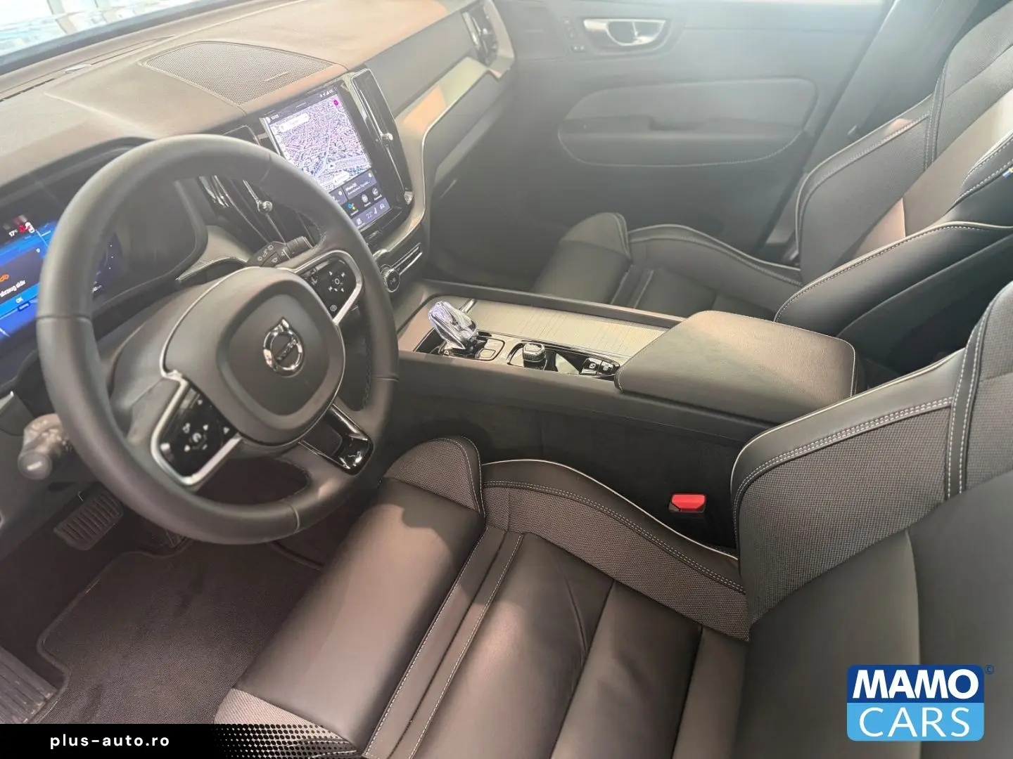 VOLVO XC60 T6 AWD Plus Dark ACC BLIS 360  HUD PANO