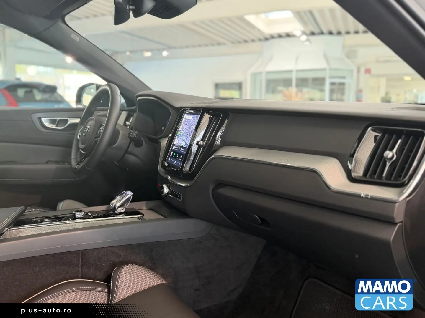 VOLVO XC60 T6 AWD Plus Dark ACC BLIS 360  HUD PANO
