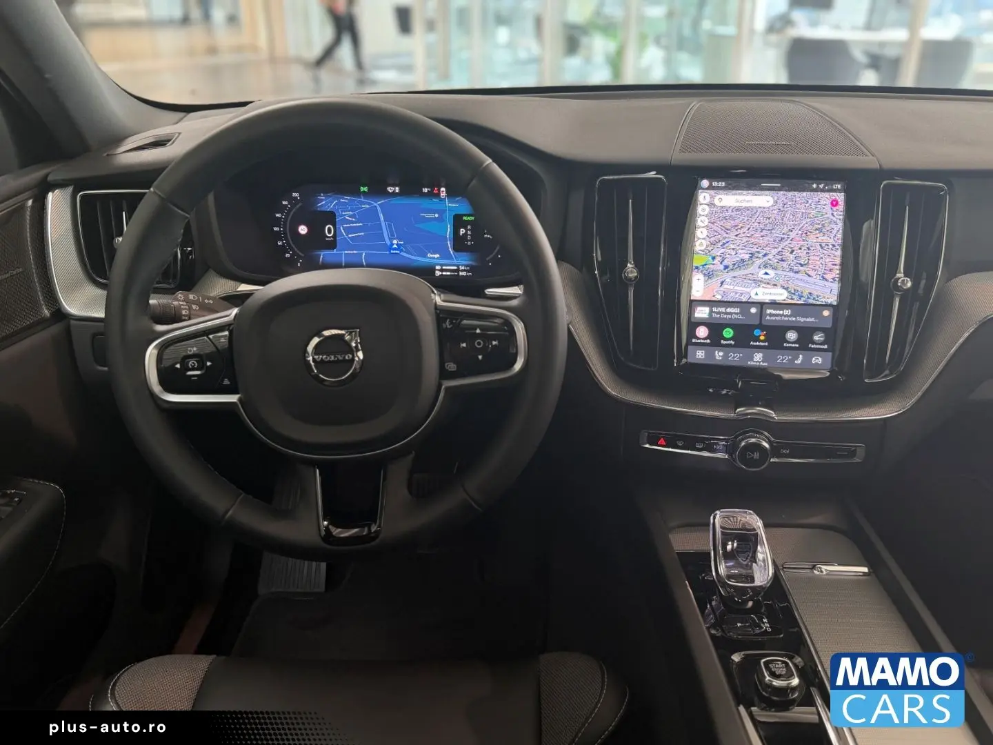 VOLVO XC60 T6 AWD Plus Dark ACC BLIS 360  HUD PANO