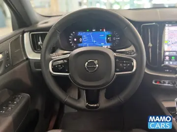 VOLVO XC60 T6 AWD Plus Dark ACC BLIS 360  HUD PANO