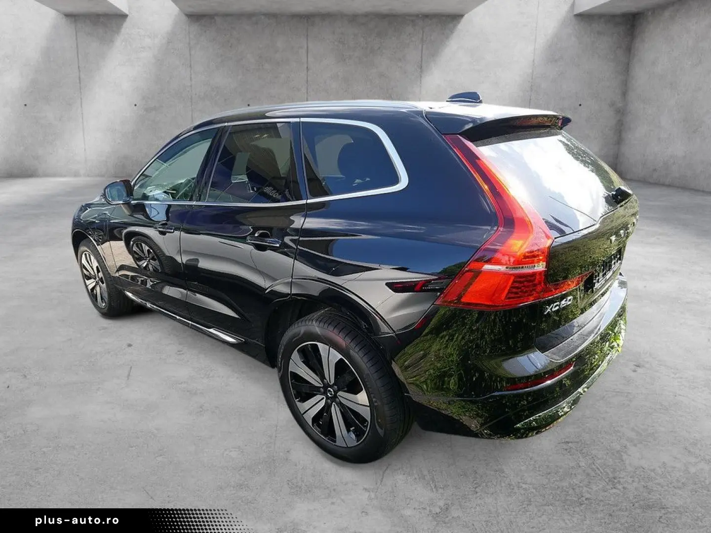 VOLVO XC60 2.0 Plus Bright Recharge Plug-In Hybrid AWD