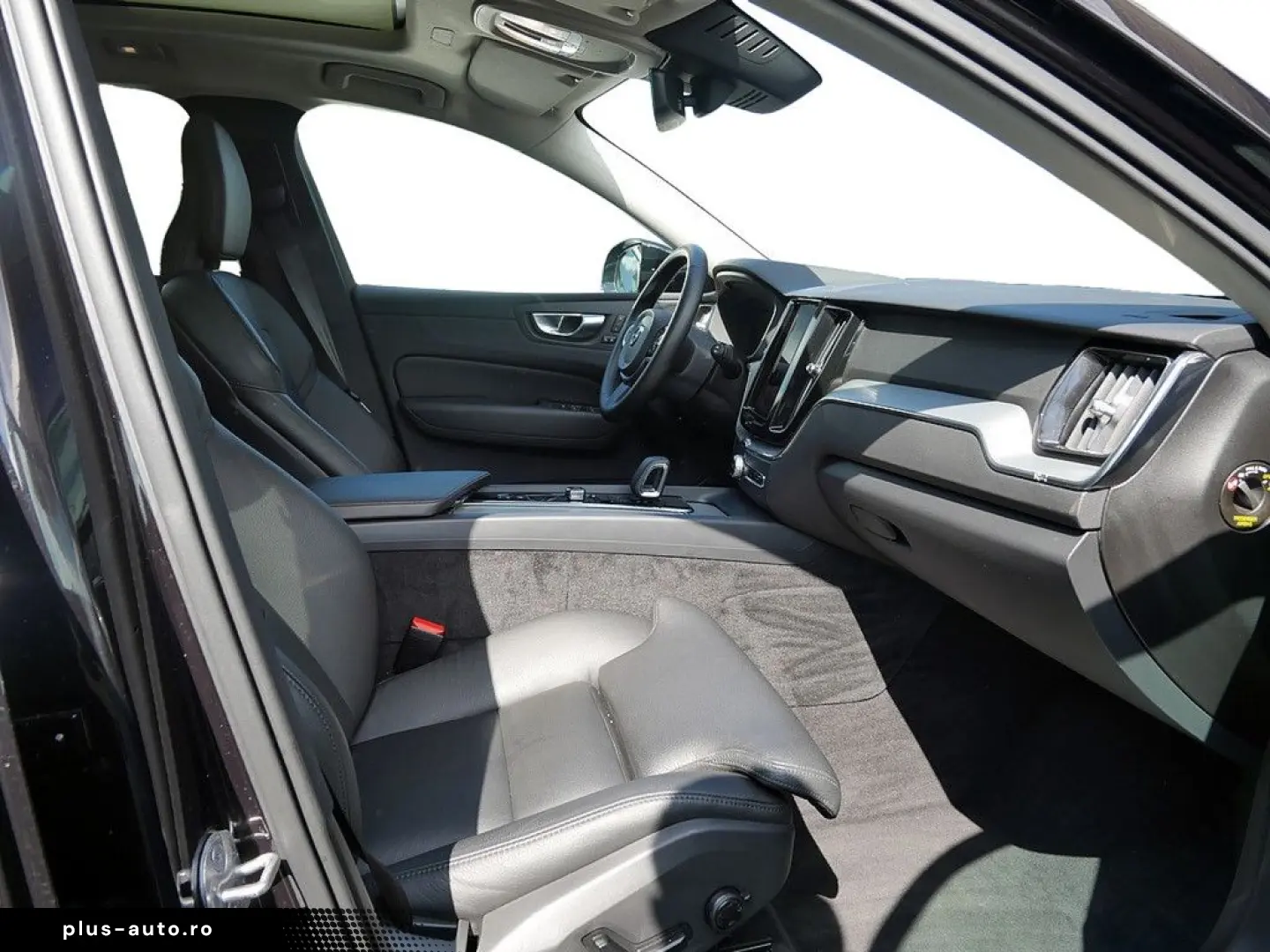 VOLVO XC60 2.0 Plus Bright Recharge Plug-In Hybrid AWD
