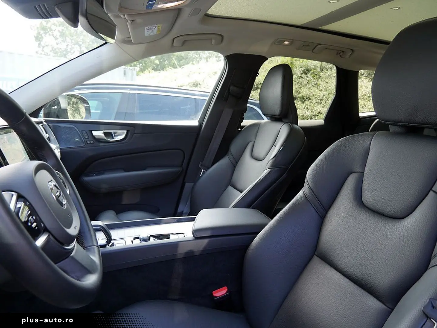 VOLVO XC60 2.0 Plus Bright Recharge Plug-In Hybrid AWD
