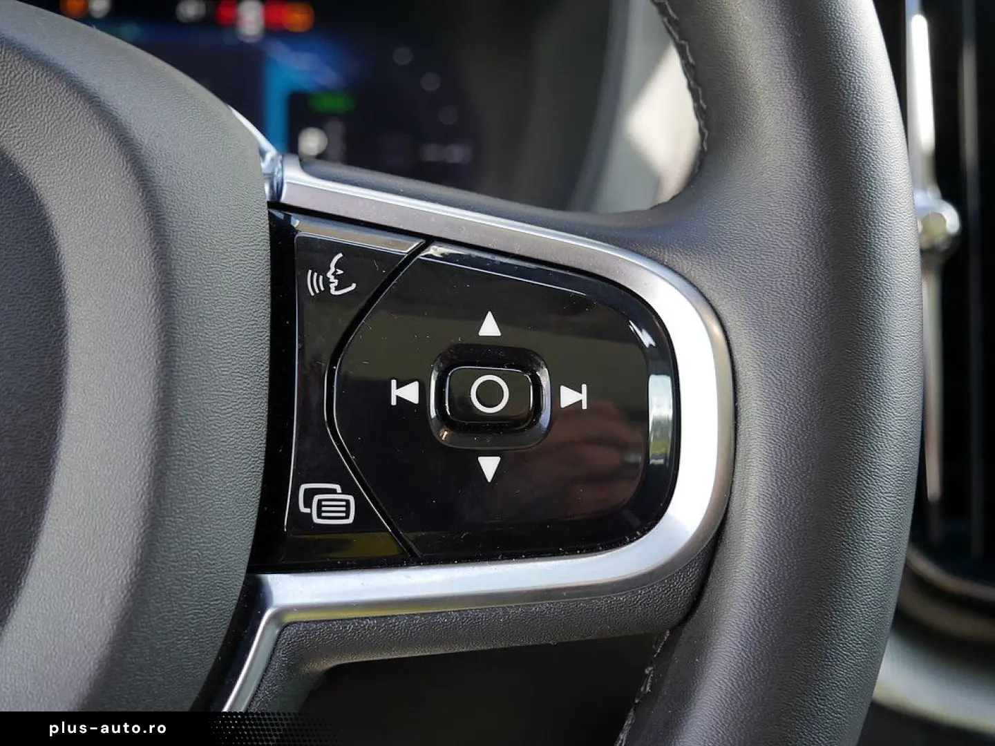 VOLVO XC60 2.0 Plus Bright Recharge Plug-In Hybrid AWD