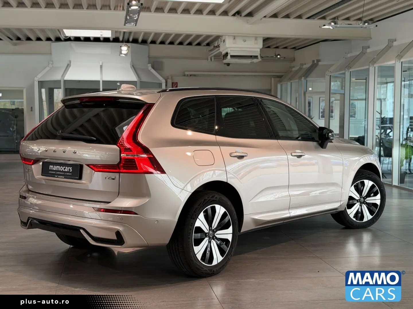 VOLVO XC60 T6 AWD Plus Dark Recharge ACC BLIS PANO HUD