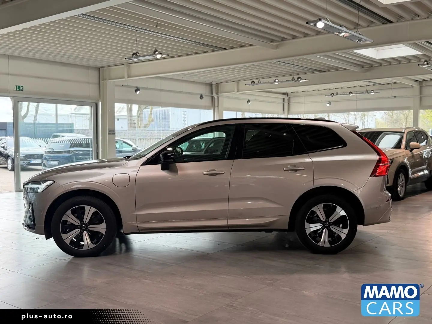 VOLVO XC60 T6 AWD Plus Dark Recharge ACC BLIS PANO HUD